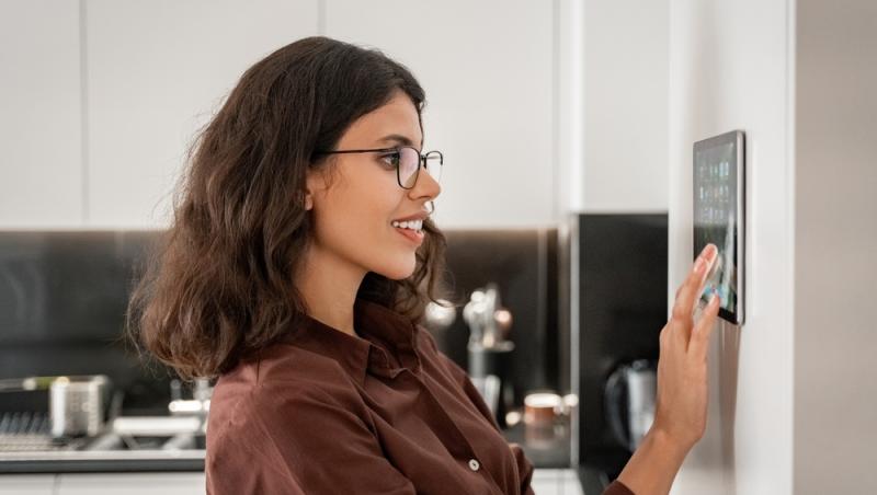 (P) Soluții smart home pentru sezonul rece