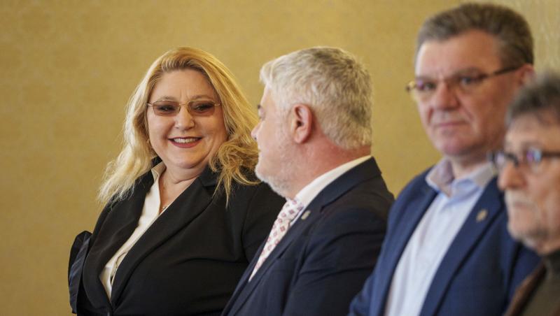 Diana Șoșoacă este urmărită penal pentru 11 infracțiuni. Pentru ce este acuzată