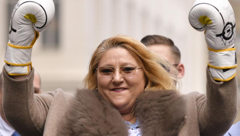 Diana Șoșoacă este urmărită penal pentru 11 infracțiuni. Pentru ce este acuzată