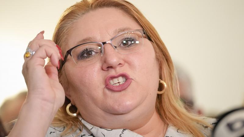 Diana Șoșoacă este urmărită penal pentru 11 infracțiuni. Pentru ce este acuzată