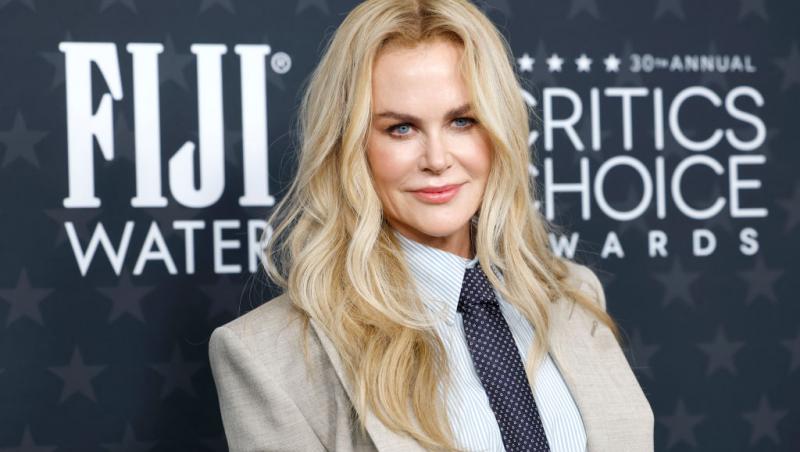Nicole Kidman, apariție relaxată după anunțul divorțului. De mână cu cine a fost văzută la Paris Fashion Week