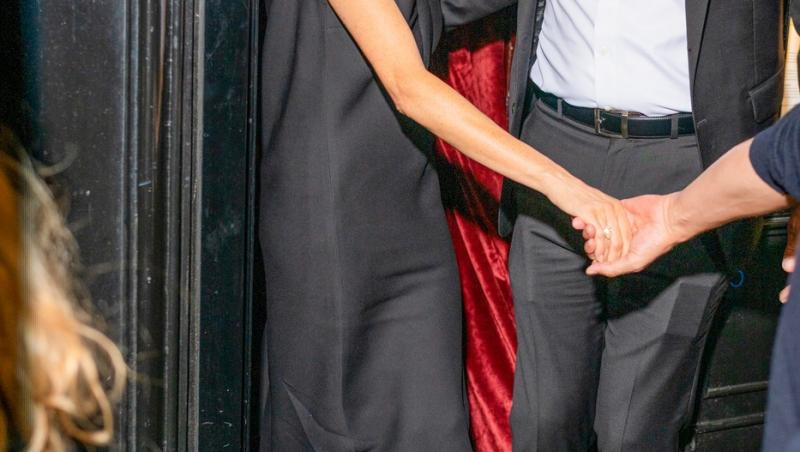 Motivul pentru care Meghan Markle a fost ridiculizată atunci când și-a făcut apariția la Paris Fashion Week. Cum arată ținuta ei