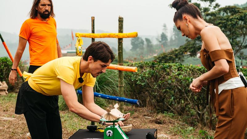 Asia Express sezonul 8, 7 octombrie 2025. Cine a câștigat jocul de amuletă din etapa cinci. Trei echipe s-au întrecut pe traseu