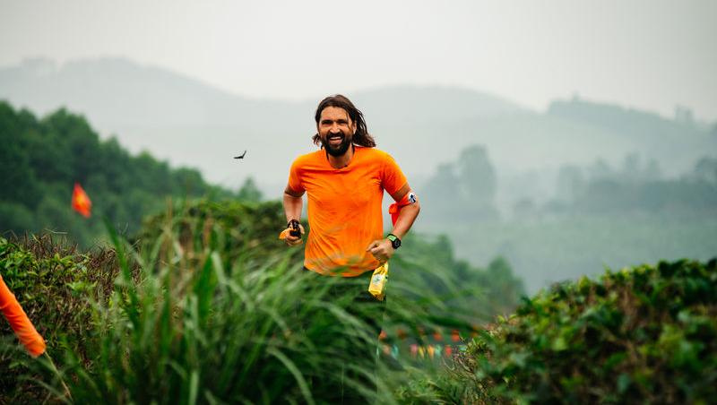 Asia Express sezonul 8, 7 octombrie 2025. Cine a câștigat jocul de amuletă din etapa cinci. Trei echipe s-au întrecut pe traseu