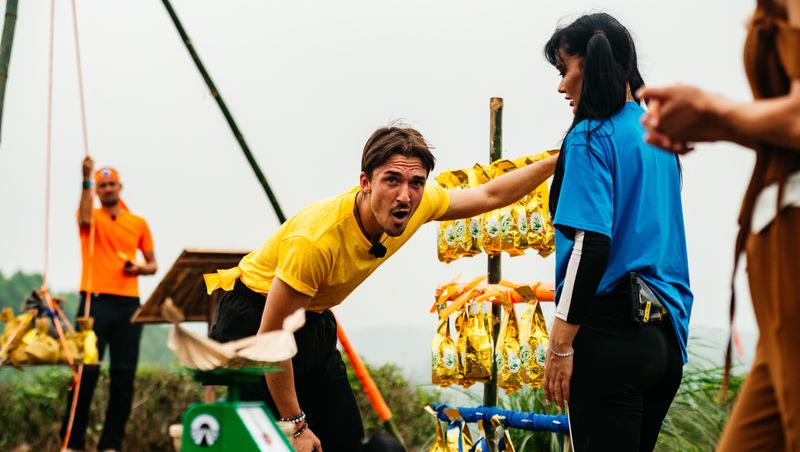 Asia Express sezonul 8, 7 octombrie 2025. Cine a câștigat jocul de amuletă din etapa cinci. Trei echipe s-au întrecut pe traseu