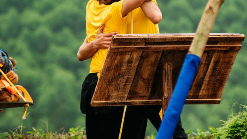 Asia Express sezonul 8, 7 octombrie 2025. Cine a câștigat jocul de amuletă din etapa cinci. Trei echipe s-au întrecut pe traseu