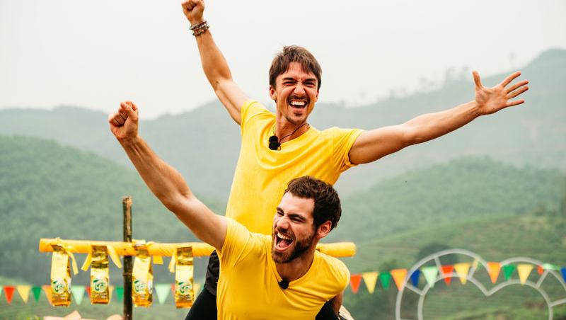 Asia Express sezonul 8, 7 octombrie 2025. Cine a câștigat jocul de amuletă din etapa cinci. Trei echipe s-au întrecut pe traseu