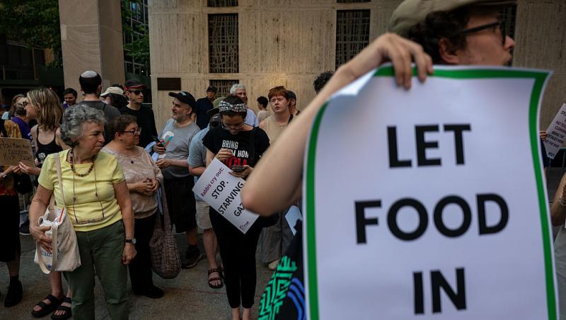 Greta Thunberg a ajuns în Grecia, după ce a fost reținută de foțele israeliene. Ce mesaj a transmis