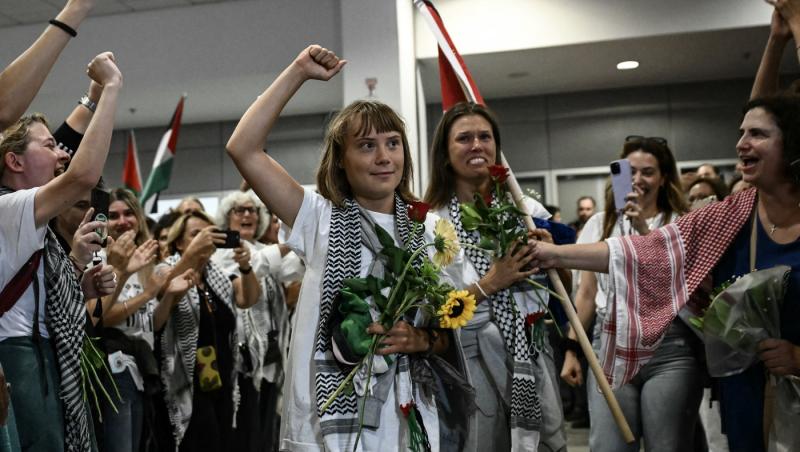 Greta Thunberg a ajuns în Grecia, după ce a fost reținută de foțele israeliene. Ce mesaj a transmis