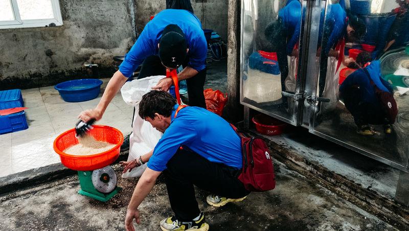 Asia Express sezonul 8, 8 octombrie 2025. Ce echipă a fost eliminată de pe Drumul Eroilor în etapa cinci: „Mai rar așa ceva!”