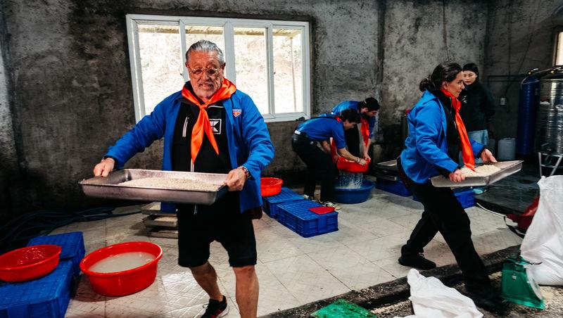 Asia Express sezonul 8, 8 octombrie 2025. Ce echipă a fost eliminată de pe Drumul Eroilor în etapa cinci: „Mai rar așa ceva!”