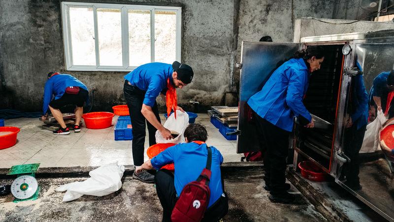 Asia Express sezonul 8, 8 octombrie 2025. Ce echipă a fost eliminată de pe Drumul Eroilor în etapa cinci: „Mai rar așa ceva!”