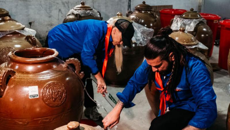 Asia Express sezonul 8, 8 octombrie 2025. Ce echipă a fost eliminată de pe Drumul Eroilor în etapa cinci: „Mai rar așa ceva!”