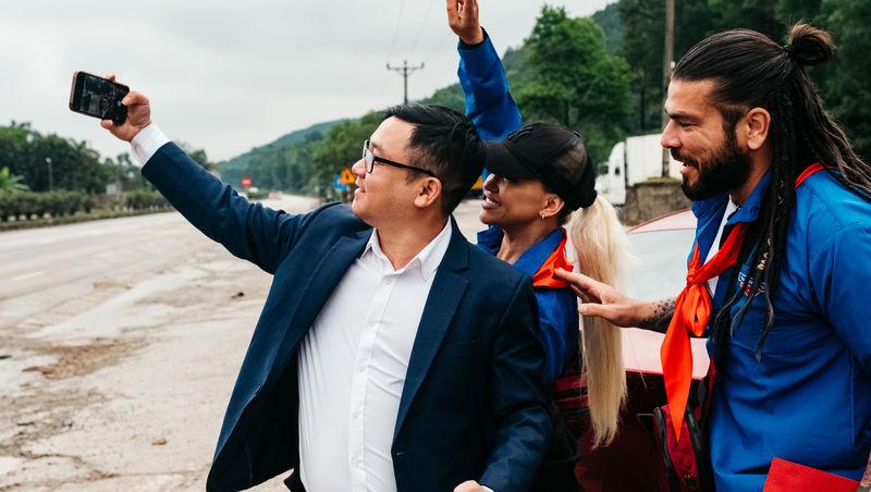 Asia Express sezonul 8, 8 octombrie 2025. Joseph Adam a fost scos din sărite de soția lui, Anda Adam. Ce s-a întâmplat: „Taci!”