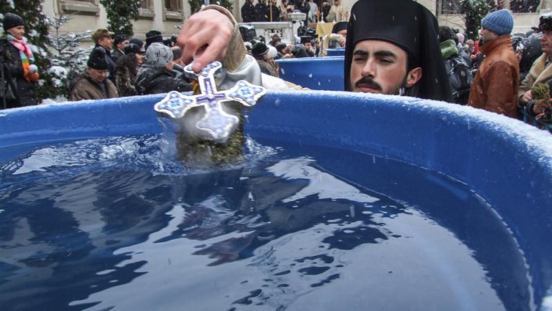 Postul Crăciunului 2025. Când începe și ce zile cu dezlegare la pește sunt în calendarul creștin-ortodox