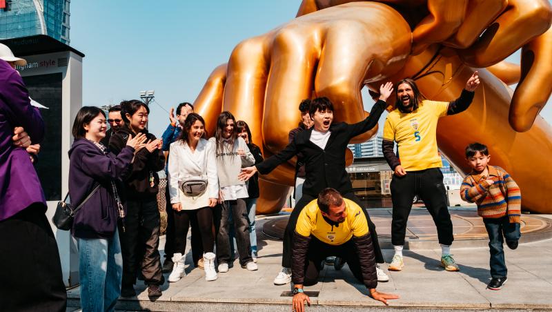 Finala Asia Express, 12 noiembrie 2025. Gabi Tamaș și Dan Alexa, surpriză de proporții la statuia Gangnam Style