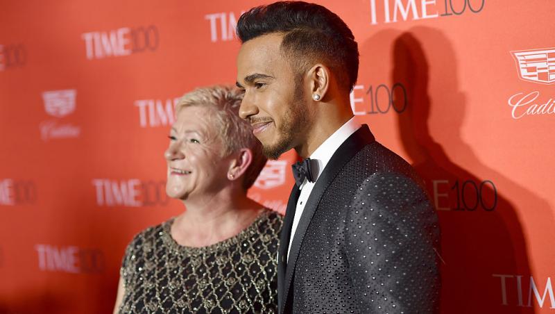 Mesajul postat de Lewis Hamilton cu ocazia aniversării mamei sale. Cum arată cea care i-a dat viață multiplului campion mondial