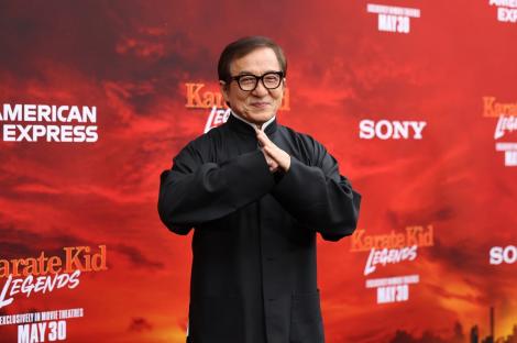 Jackie Chan nu a murit. Zvonurile false care au îngrijorat milioane de fani