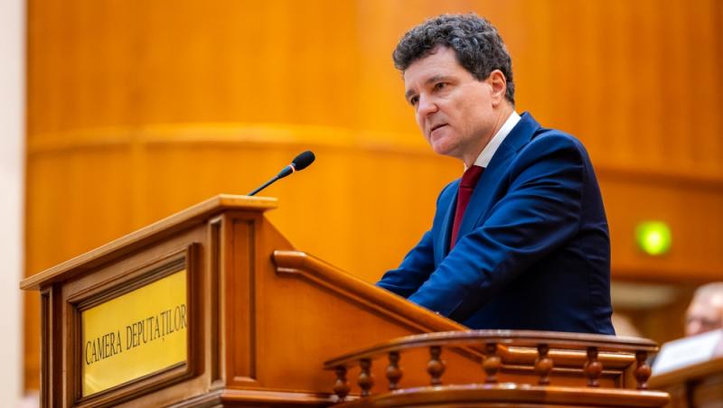 Președintele Nicușor Dan a promulgat o nouă lege pentru trotinetele și bicicletele electrice. Ce devine obligatoriu