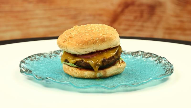 Chefi la cuțite, 17 noiembrie 2025. Ce s-a întâmplat în ediția 2 din sezonul 16. Ce concurenți au venit și ce au gătit