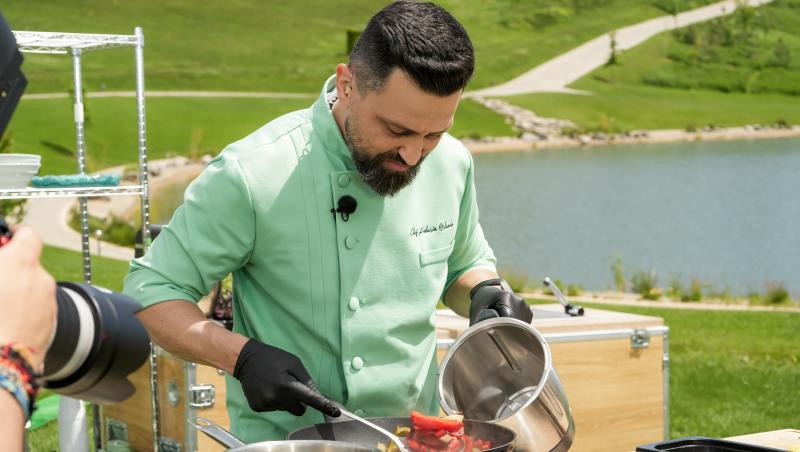 Chefi la cuțite, 17 noiembrie 2025. Ce s-a întâmplat în ediția 2 din sezonul 16. Ce concurenți au venit și ce au gătit