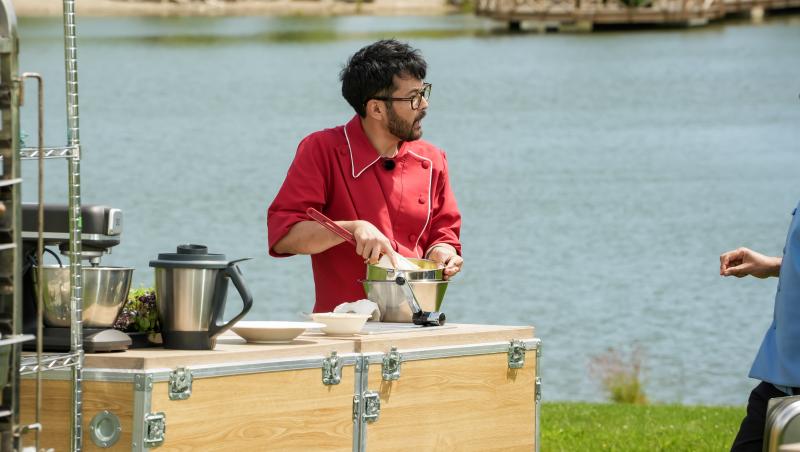 Chefi la cuțite, 17 noiembrie 2025. Ce s-a întâmplat în ediția 2 din sezonul 16. Ce concurenți au venit și ce au gătit