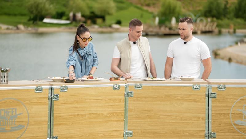 Chefi la cuțite, 17 noiembrie 2025. Ce s-a întâmplat în ediția 2 din sezonul 16. Ce concurenți au venit și ce au gătit