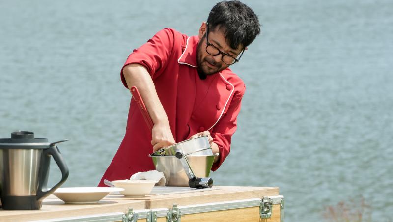 Chefi la cuțite, 17 noiembrie 2025. Ce chef a câștigat amuleta de azi și ce avantaj a primit în battle-uri