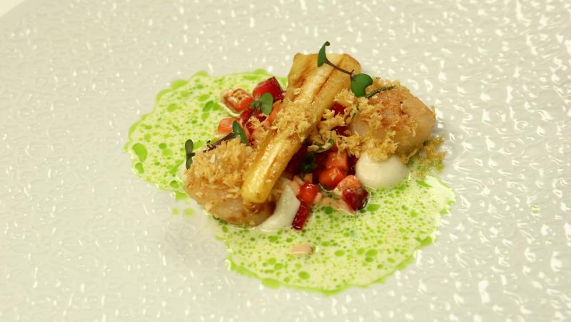 Chefi la cuțite, 17 noiembrie 2025. Concurentul care e bucătar la Formula 1 și care a fost la un pas să primească cuțitul de aur