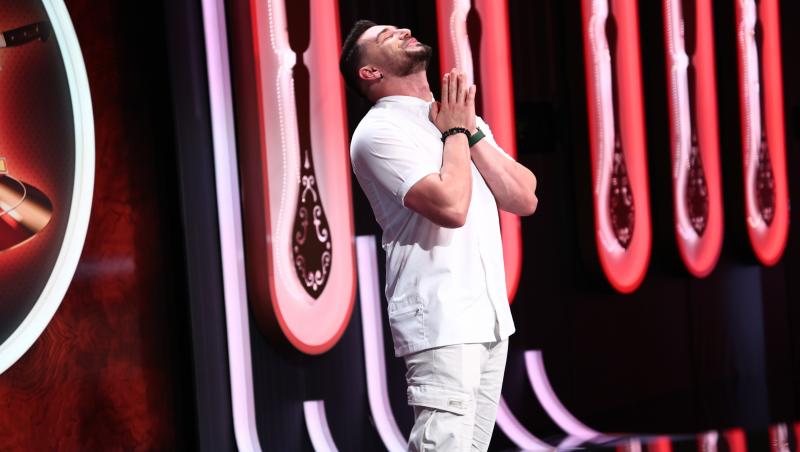 Chefi la cuțite, 17 noiembrie 2025. Concurentul care e bucătar la Formula 1 și care a fost la un pas să primească cuțitul de aur