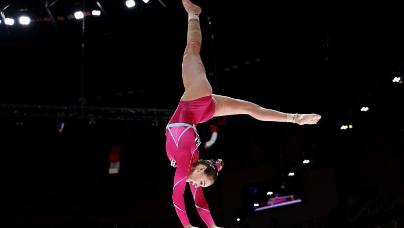 Au fost făcute publice filmări de la antrenamentele Sabrinei Voinea. Ce metode are, de fapt, Camelia Voinea: „Mami, nu mai pot”