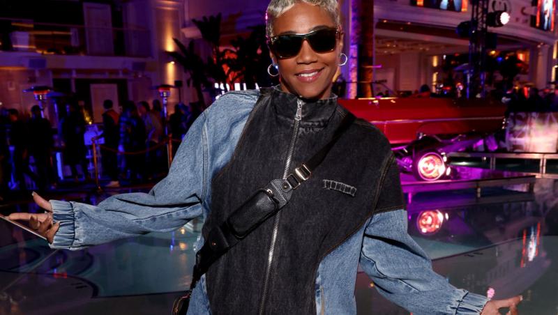 O actriță de la Hollywood a hotărât să se căsătorească cu ea însăși. Cum i-a schimbat ceremonia întreaga percepție asupra vieții