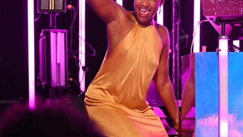 O actriță de la Hollywood a hotărât să se căsătorească cu ea însăși. Cum i-a schimbat ceremonia întreaga percepție asupra vieții