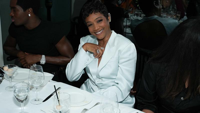 O actriță de la Hollywood a hotărât să se căsătorească cu ea însăși. Cum i-a schimbat ceremonia întreaga percepție asupra vieții