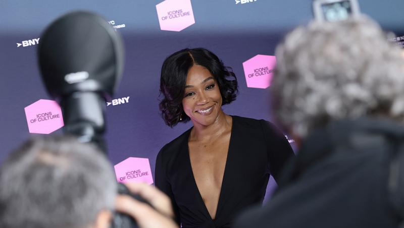 O actriță de la Hollywood a hotărât să se căsătorească cu ea însăși. Cum i-a schimbat ceremonia întreaga percepție asupra vieții