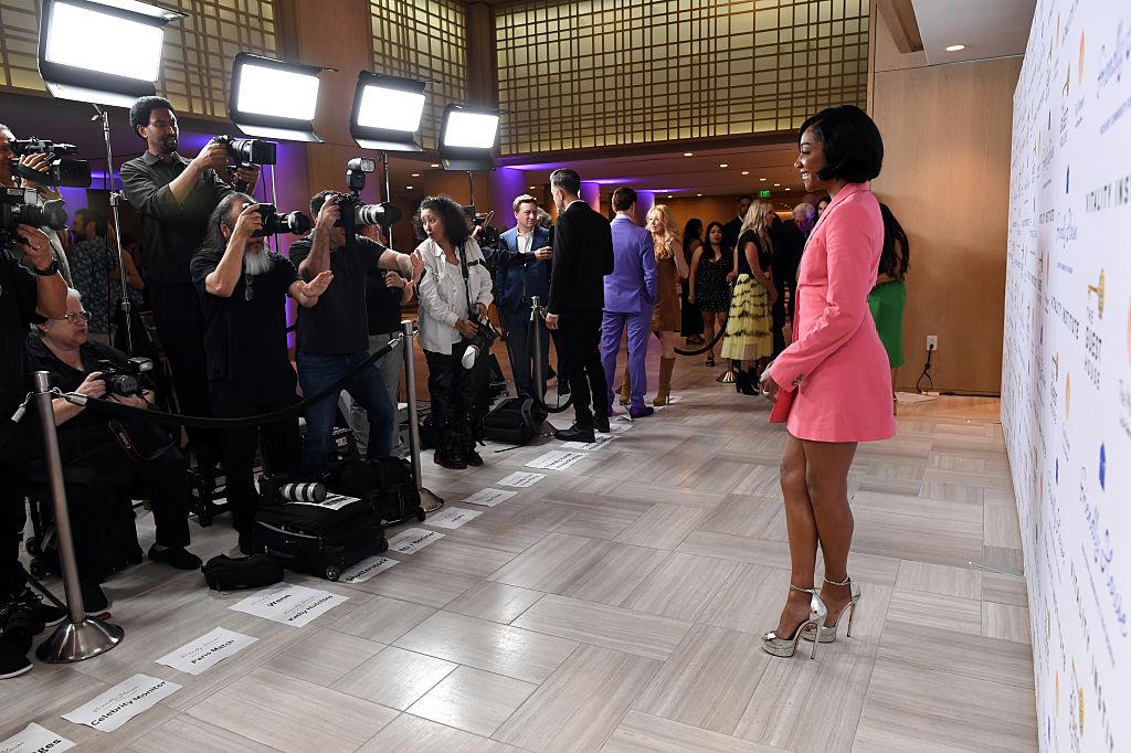 O actriță de la Hollywood a hotărât să se căsătorească cu ea însăși. Cum i-a schimbat ceremonia întreaga percepție asupra vieții