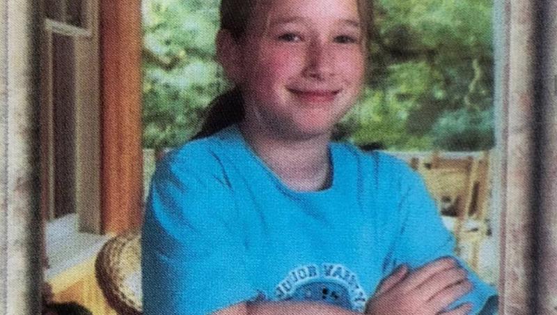 Reacția internauților când au aflat cum arăta tânăra înainte de operații și tatuaje. Transformările au început când avea 21 de ani