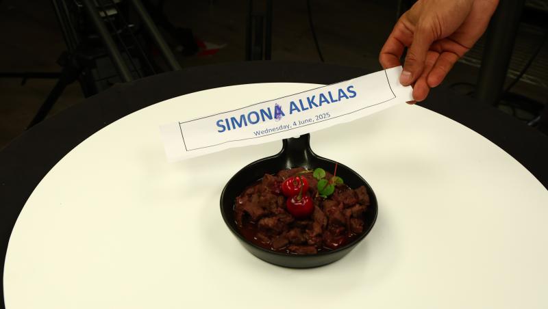 Chefi la cuțite, 19 noiembrie 2025. Ce s-a întâmplat în ediția de azi. Concurentul care a primit cuțitul de aur. Ce a gătit