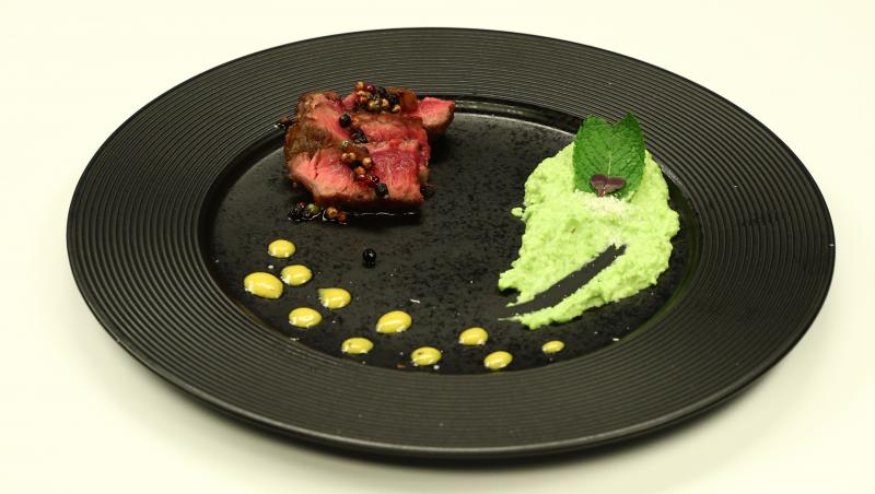 Chefi la cuțite, 19 noiembrie 2025. Ce s-a întâmplat în ediția de azi. Concurentul care a primit cuțitul de aur. Ce a gătit