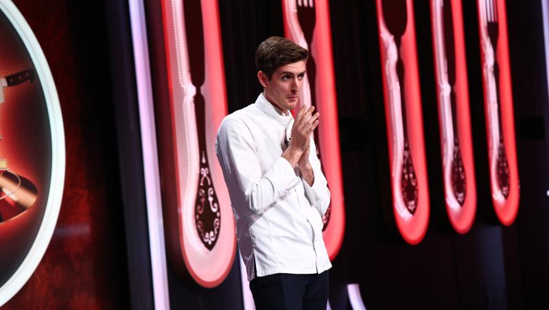 Chefi la cuțite, 19 noiembrie 2025. Ce s-a întâmplat în ediția de azi. Concurentul care a primit cuțitul de aur. Ce a gătit