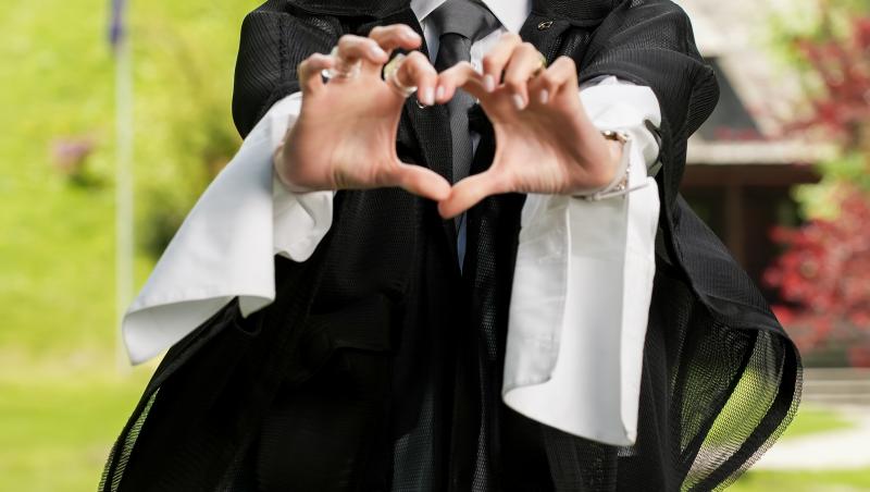 Chefi la cuțite, 19 noiembrie 2025. Ce s-a întâmplat în ediția de azi. Concurentul care a primit cuțitul de aur. Ce a gătit