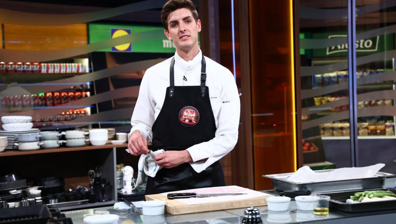 Cine e Luca Francesco Zvaleni, cuțitul de aur al lui chef Richard. Ce studii are și cu cine a lucrat până în prezent concurentul