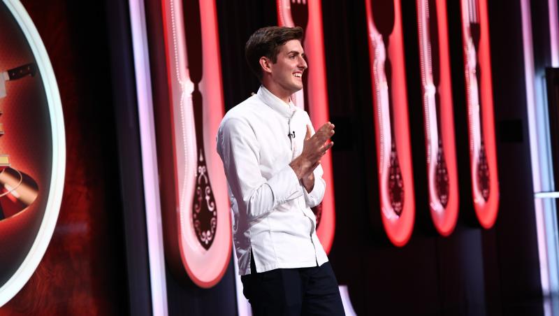 Cine e Luca Francesco Zvaleni, cuțitul de aur al lui chef Richard. Ce studii are și cu cine a lucrat până în prezent concurentul