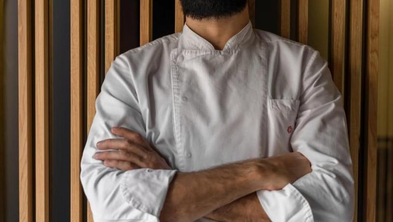 Cum arată meniul pregătit de Chef Richard Abou Zaki pentru serile pop-up-ului Retroscena. Preparatele vor cuceri domeniul Știrbey