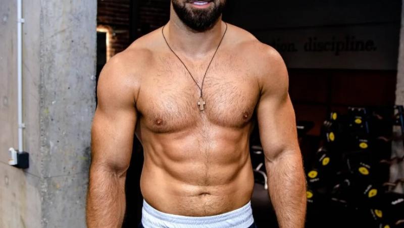 Andra și Andrei Stoica de la Power Couple sezonul 2 au împlinit 19 ani de relație. Imaginea rară de la începutul relației lor