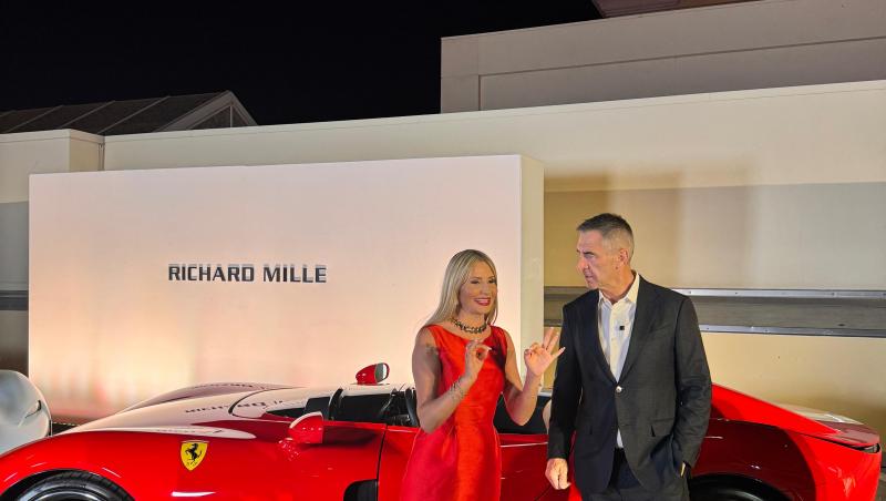 Mădălina Bălan, în lumea bijuteriilor pe patru roți. Antena Stars, singura televiziune din România cu acces la Wynn Car Show