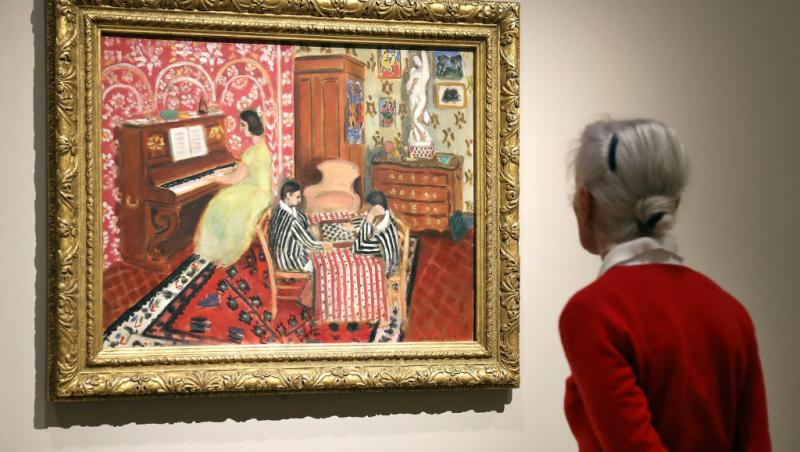 Faimoasa lucrare „La Blouse Roumaine” de Henri Matisse, la București.De la ce distanță se poate privi:„Iconică pentru modernitate”