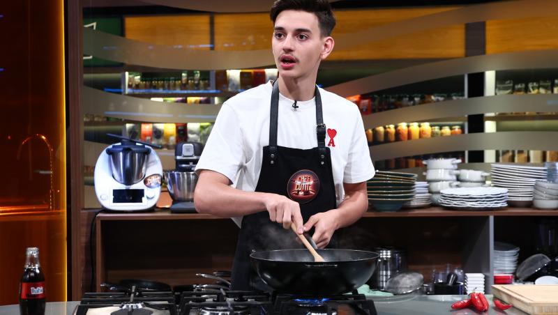 Chefi la cuțite, 23 noiembrie 2025. Ce s-a întâmplat în toată ediția și ce au gătit concurenții. Ce povești de viață au unii