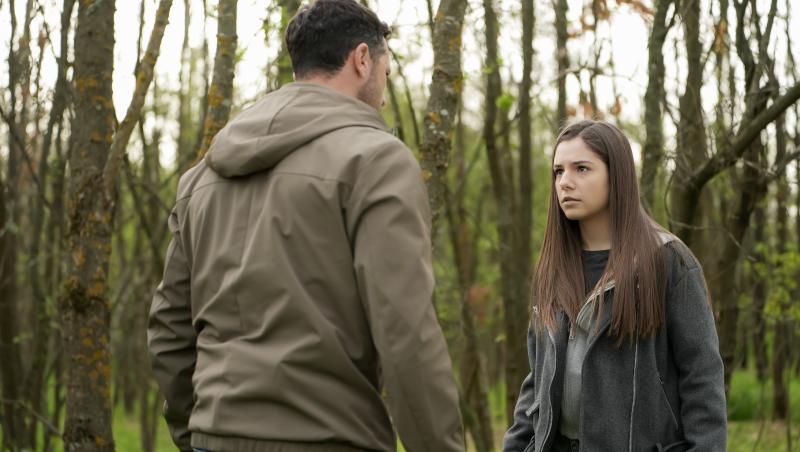 Iubire cu parfum de lavandă, rezumat episoade 31, 32 și 33, 21 noiembrie 2025. Chanela îi face concurență Lăcrămioarei la primărie