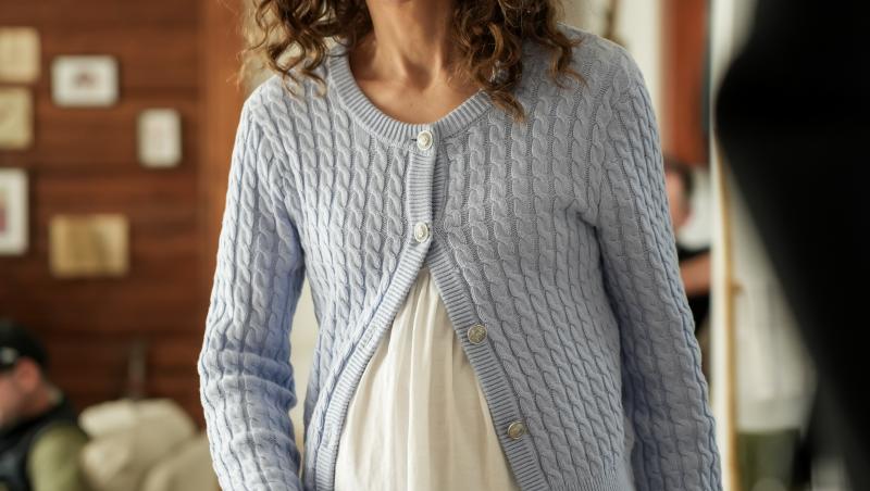 Iubire cu parfum de lavandă, rezumat episoade 31, 32 și 33, 21 noiembrie 2025. Chanela îi face concurență Lăcrămioarei la primărie